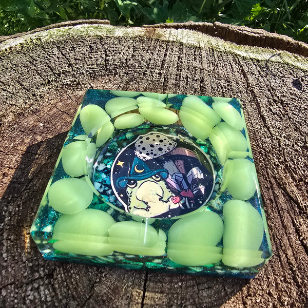 Magical Frog Glowing Stone Pond Ash Tray