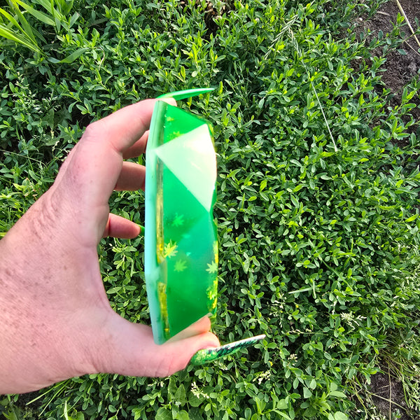 Third Eye Smoking Alien Ashtray Color Changing