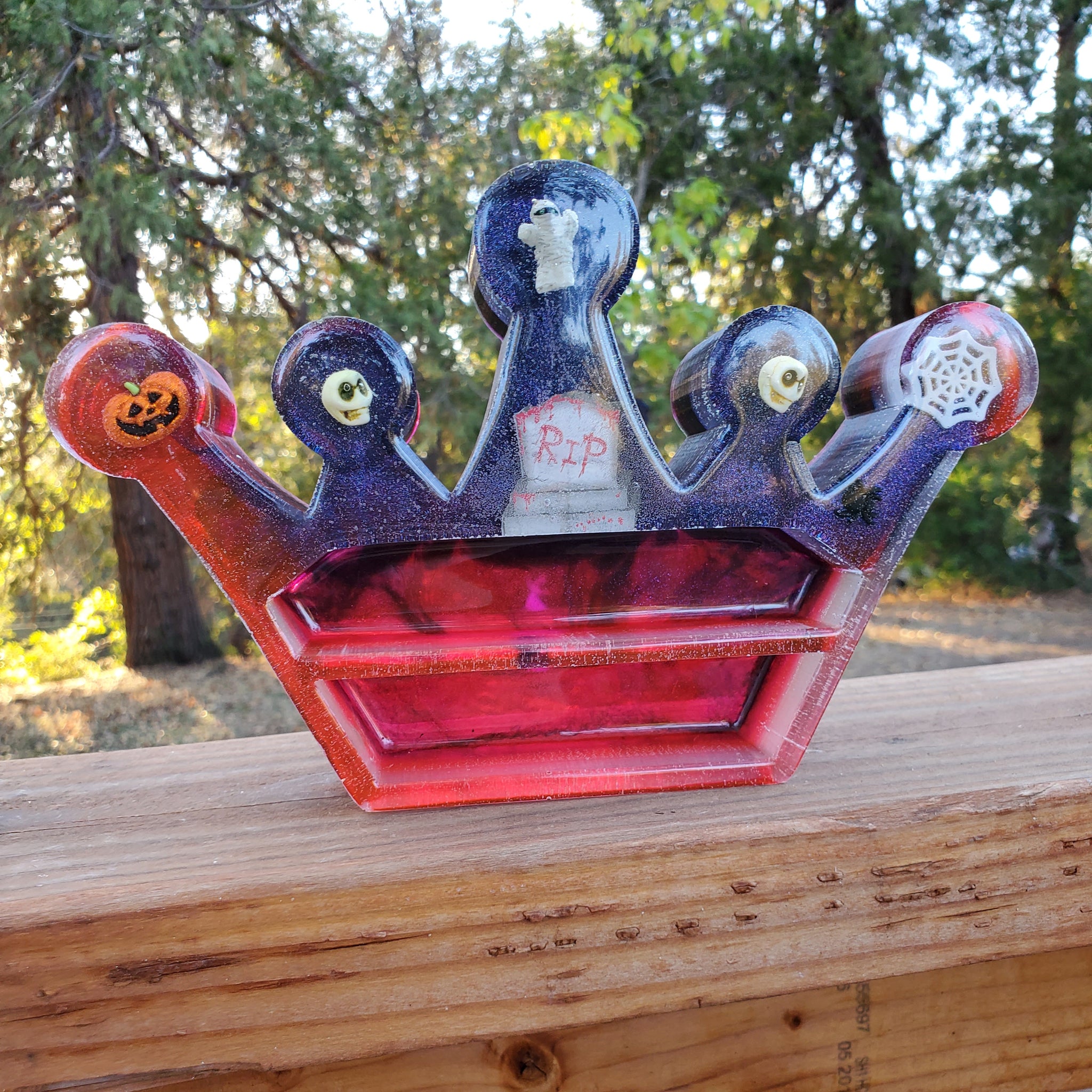 Mummies and Skulls Horror Crown Shelf